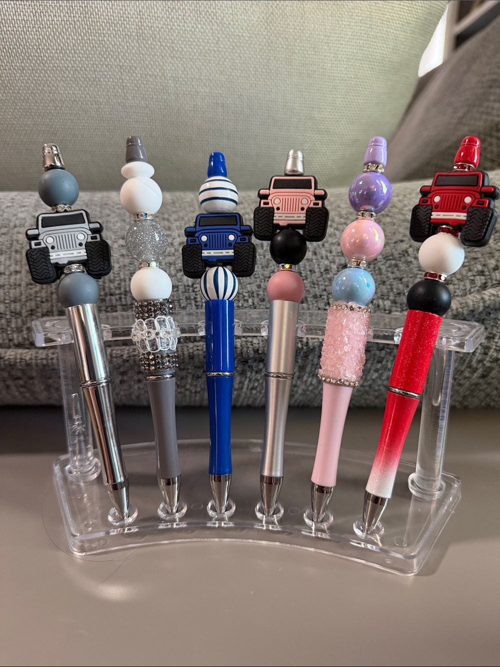 NWOT Decorative Jeep Bead Pens - Assorted Colors (Gray, White, Blue, Pink, Red)